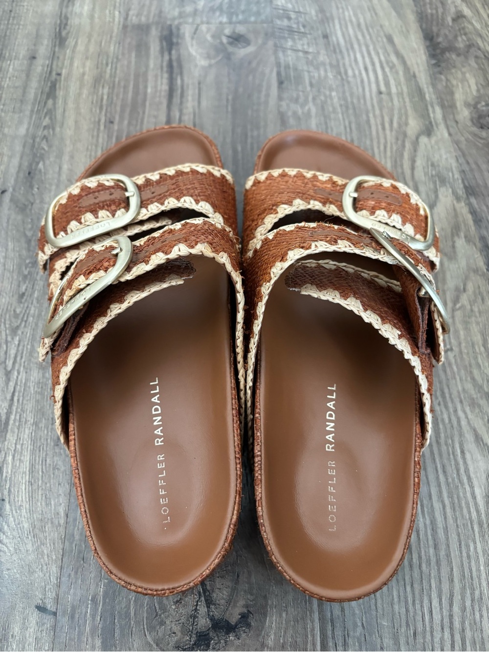 Loeffler Randall Theo sandals in brown straw natural stitch - Picture 6 of 9